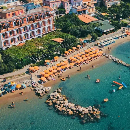 Hotel La Vela-2